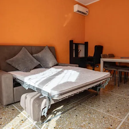 Domus Tuscolana Apartment Rome